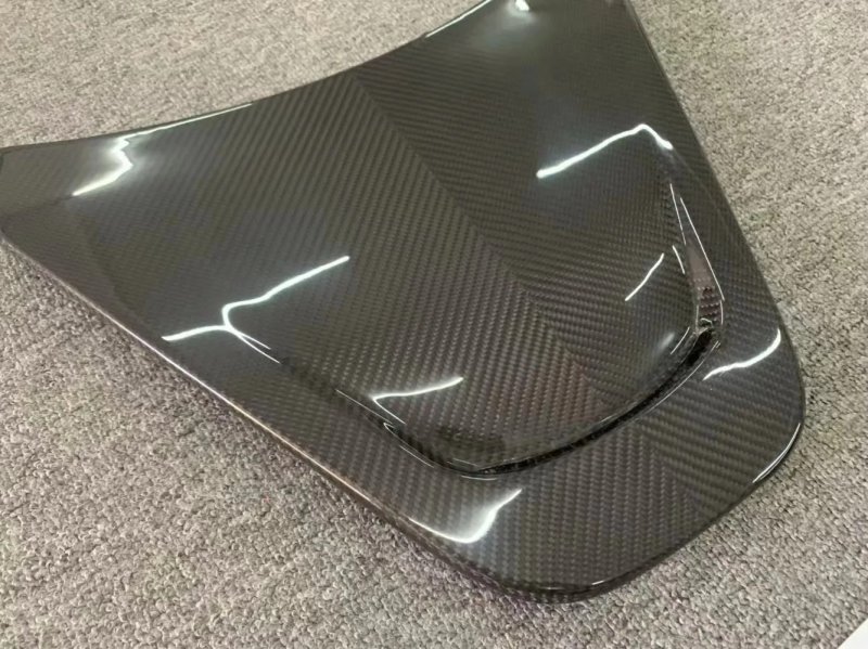 High Quality Fast Delivery Whole Sale Price Dry Carbon Fiber Novitec Rear Engine Cover Body Kits for  720S